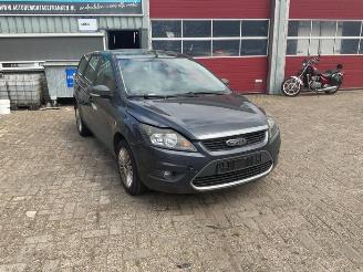 Vrakbiler auto Ford Focus Focus 2 Wagon, Combi, 2004 / 2012 1.6 16V 2008/5