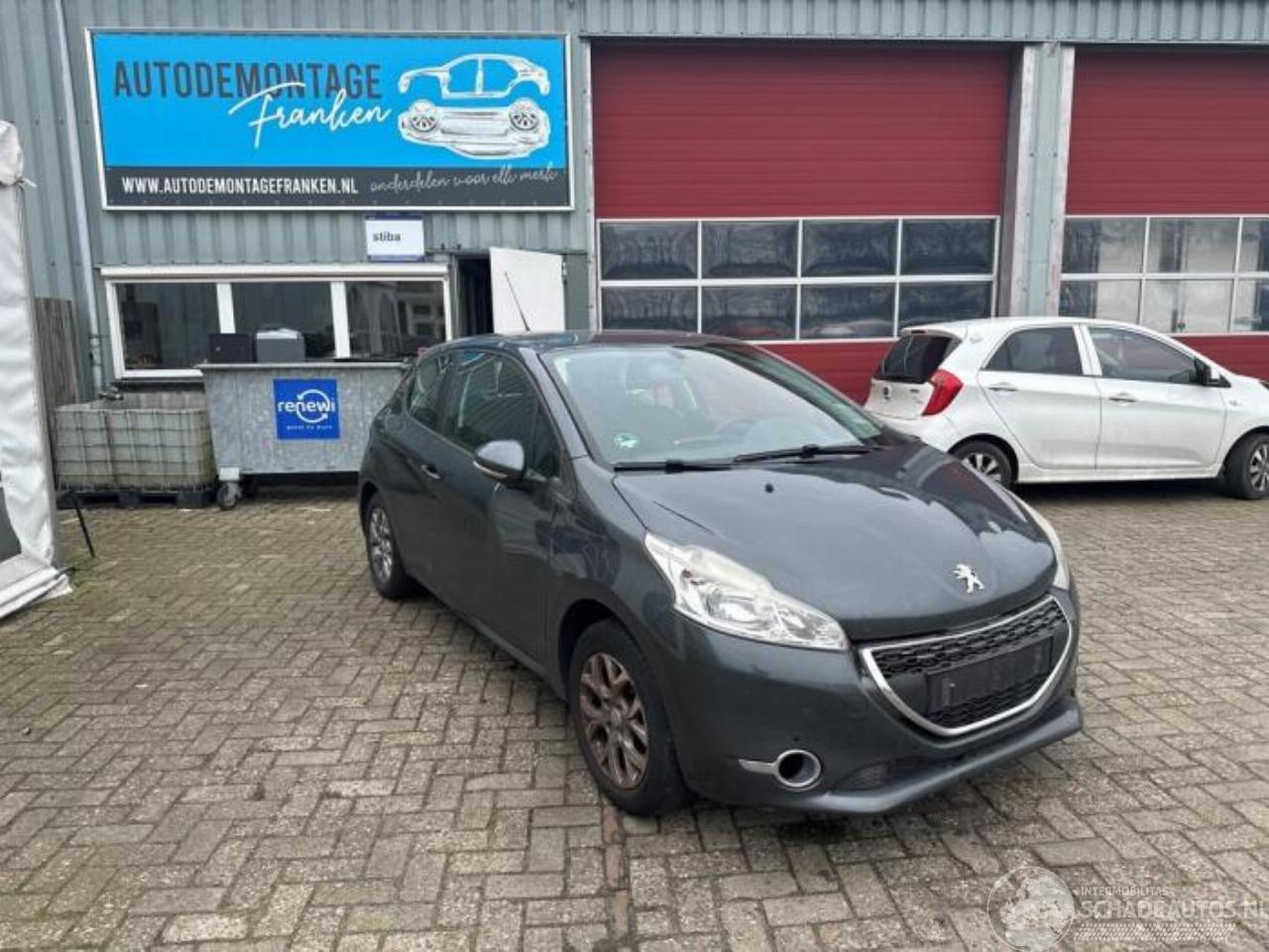 Peugeot 208 208 I (CA/CC/CK/CL), Hatchback, 2012 / 2019 1.2 Vti 12V PureTech 82