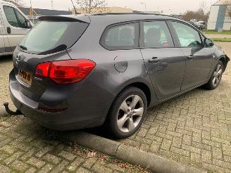 Opel Astra SPORTS TOURER picture 6