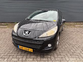 krockskadad bil auto Peugeot 207  2010/1