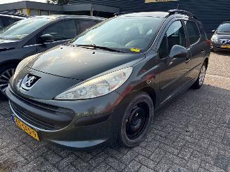 uszkodzony samochody osobowe Peugeot 207  2008/6