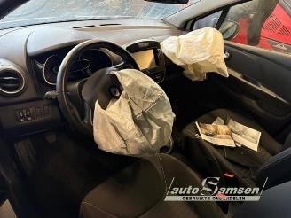 Renault Clio  picture 10