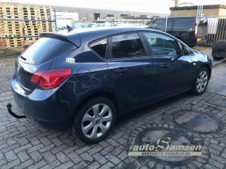 Opel Astra Astra J (PC6/PD6/PE6/PF6), Hatchback 5-drs, 2009 / 2015 1.4 Turbo 16V picture 12