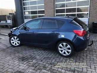 Opel Astra Astra J (PC6/PD6/PE6/PF6), Hatchback 5-drs, 2009 / 2015 1.4 Turbo 16V picture 14