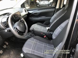 Peugeot 108 108, Hatchback, 2014 1.0 12V picture 7