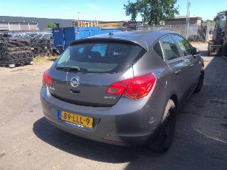 Opel Astra  picture 3