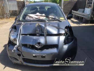 Toyota Yaris Yaris II (P9), Hatchback, 2005 / 2014 1.33 16V Dual VVT-I picture 5