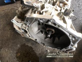 Toyota Yaris Yaris II (P9), Hatchback, 2005 / 2014 1.33 16V Dual VVT-I picture 24