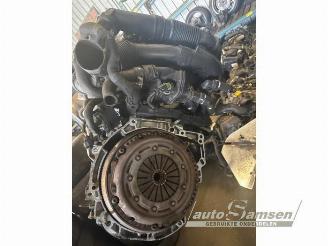 Peugeot 2008 2008 (CU), MPV, 2013 / 2019 1.2 12V e-THP PureTech 110 picture 12