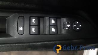 Peugeot 3008 3008 II (M4/MC/MJ/MR), MPV, 2016 1.2 12V e-THP PureTech 130 picture 16