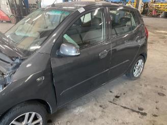 Vrakbiler auto Hyundai I-10 i10 (F5), Hatchback, 2007 / 2013 1.2i 16V 2011/9