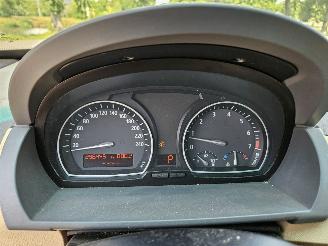 BMW X3 3.0i xDrive 24V SUV  Benzine 2.979cc 170kW (231pk) 4x4 2003-09/2006-07 (PA91; PA92; PA93) M54B30; 306S3 picture 14