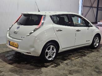 Vaurioauto  passenger cars Nissan Leaf Leaf Hatchback  Elektrisch  80kW (109pk) FWD 2016/3