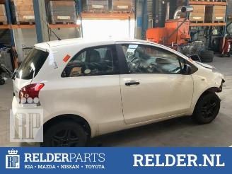 Toyota Yaris Yaris II (P9), Hatchback, 2005 / 2014 1.0 12V VVT-i picture 6