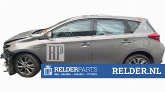 Uttjänta bilar auto Toyota Auris Auris (E18), Hatchback 5-drs, 2012 / 2019 1.8 16V Hybrid 2013/4