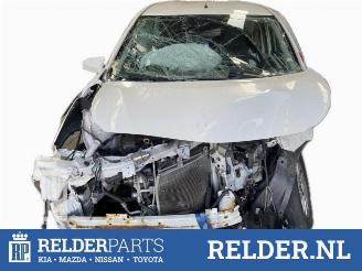 Vrakbiler auto Toyota Aygo Aygo (B40), Hatchback, 2014 1.0 12V VVT-i 2016/11