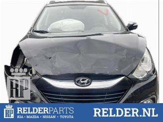 krockskadad bil auto Hyundai Ix35 iX35 (LM), SUV, 2009 / 2015 2.0 16V 2011/2