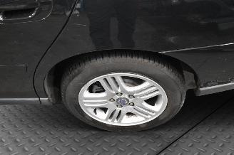 Volvo S-60 2.4 D5  20V picture 22