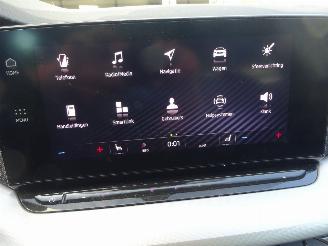 Skoda Octavia Combi 1.0 e-TSI Business Edition Plus picture 13