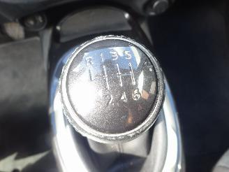 Nissan Juke 85 kw Connecta, Panorama, Half leer, Navi, Climate & Cruise picture 21