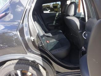 Nissan Juke 85 kw Connecta, Panorama, Half leer, Navi, Climate & Cruise picture 8