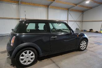 Mini Mini 1.6 66kW ONE SALT picture 5