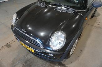 Mini Mini 1.6 66kW ONE SALT picture 18