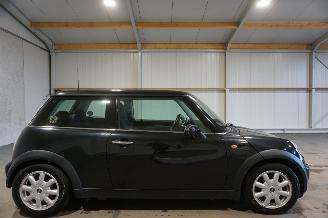 Vrakbiler auto Mini Mini 1.6 66kW ONE SALT 2002/6