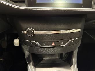 Peugeot 308 1.2 e-THP 96 KW Airco Premiere picture 29