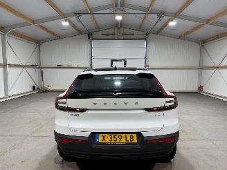 Volvo C-40 82kWh 185kW Single Motor Extended Range Plus picture 7