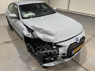 BMW i4 eDrive35 70kWh 210kW M Sport Edition picture 21