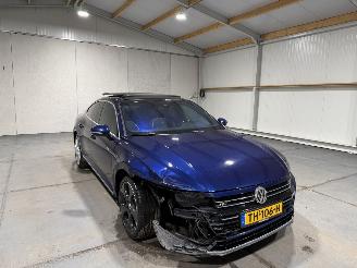 Volkswagen Arteon 2.0TSI 140kW Automaat Pano Business R picture 3
