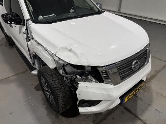 Nissan Navara 2.3dCi 120kW N-Connecta King Cab picture 21