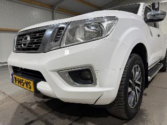 Nissan Navara 2.3dCi 120kW N-Connecta King Cab picture 26