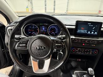 Kia Ceed 1.6CRDi 85kW Clima Camera Dynamicline picture 14