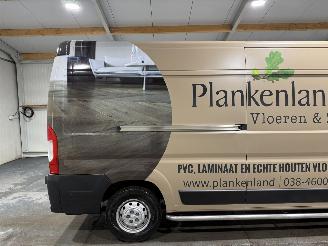 Peugeot Boxer 2.2BlueHDI 103kW L3H2 Premium picture 17