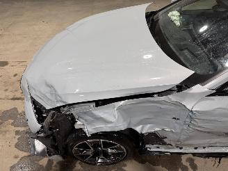 BMW i4 eDrive40 84kWh 250kW High Executive picture 19