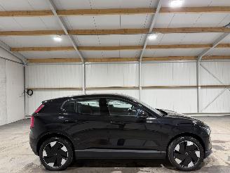 krockskadad bil auto Volvo EX30 69kWh Extended Range Plus 200kW Single Motor 2025/1
