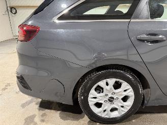 Kia Ceed 1.5T-GDI 118kW Camera Dynamicline picture 16