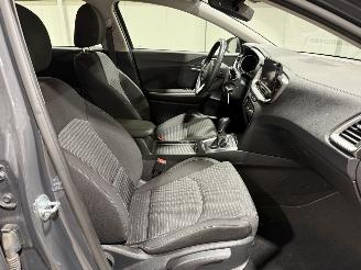 Kia Ceed 1.5T-GDI 118kW Camera Dynamicline picture 37