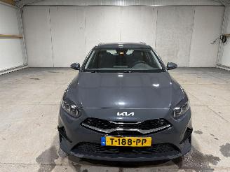 Kia Ceed 1.5T-GDI 118kW Camera Dynamicline picture 4