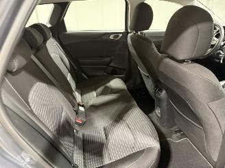 Kia Ceed 1.5T-GDI 118kW Camera Dynamicline picture 36