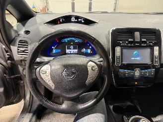 Nissan Leaf 24kWh 80kW Tekna picture 16