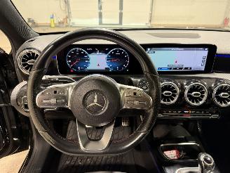 Mercedes A-klasse 200 120kW Pano Business Solution AMG picture 31