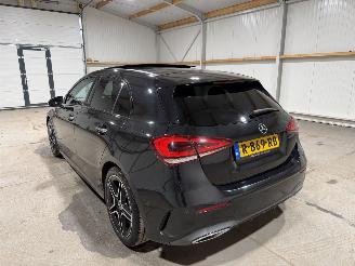 Mercedes A-klasse 200 120kW Pano Business Solution AMG picture 12