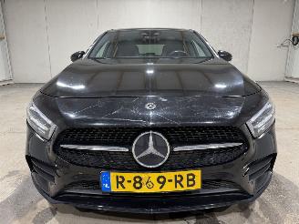 Mercedes A-klasse 200 120kW Pano Business Solution AMG picture 23