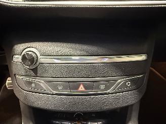Peugeot 308 1.2PT 96kW Automaat GT-Line picture 22