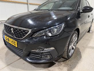 Peugeot 308 1.2PT 96kW Automaat GT-Line picture 13