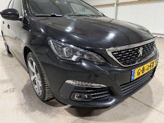 Peugeot 308 1.2PT 96kW Automaat GT-Line picture 15