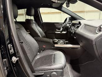 Mercedes EQA 250 67kWh 140kW Business Solution Luxury picture 28